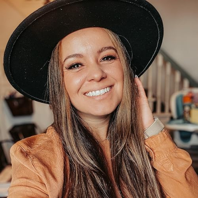 Danissa Shuster Profile