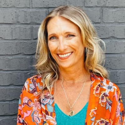 ✨ I am Jenn ✨ Profile