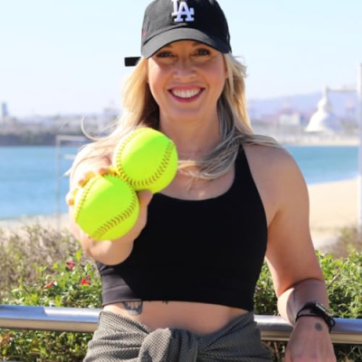 Toni Paisley CEO of Paisleys Pitching Profile