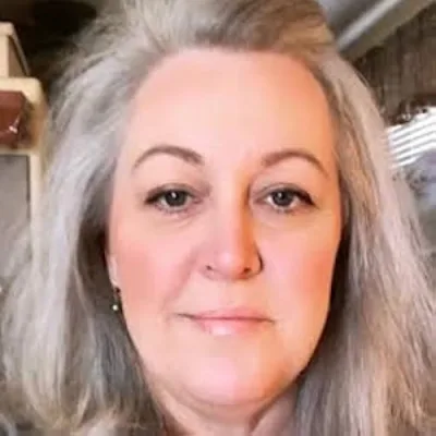 Callie Creates Her Life