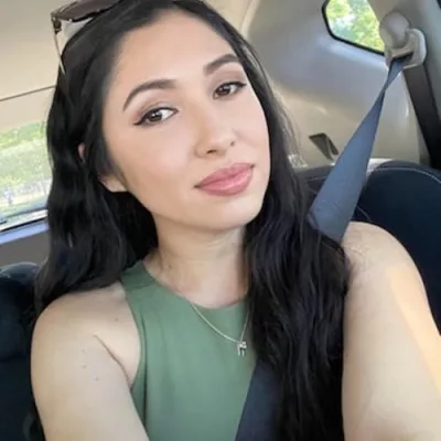 Jasmine - What's Her Deal