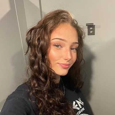 Destiny Hlinka Profile