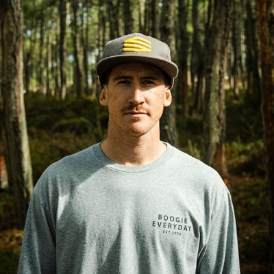 Iain Campbell Profile