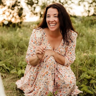 Amanda Robertson Profile