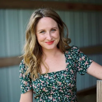 Katie O. Selvidge | Everly & Raine Co.