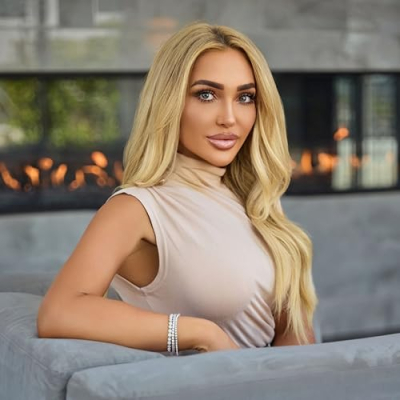 𝖲𝖺𝗋𝖺𝗁 𝖢𝗁𝗂𝗅𝖽𝗌 Profile