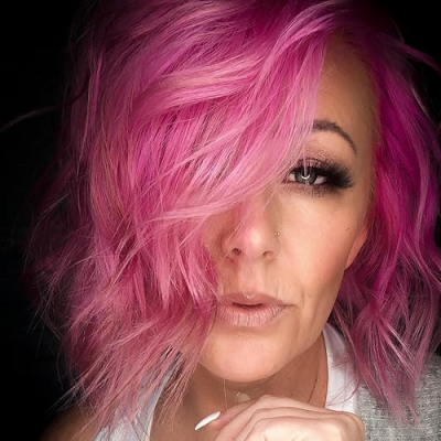 Pretty little finds Profile