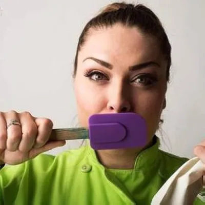 Candy Queen Bee Baker