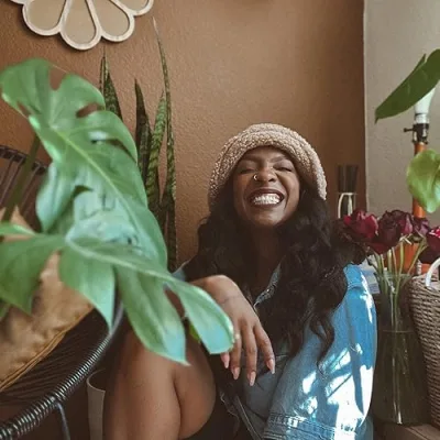 Homegirl Therapist Storefront