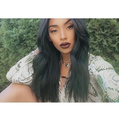 The Shopping Plug Profile