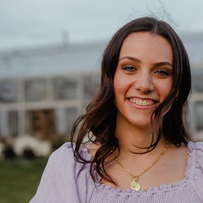 Chloe Walker Profile