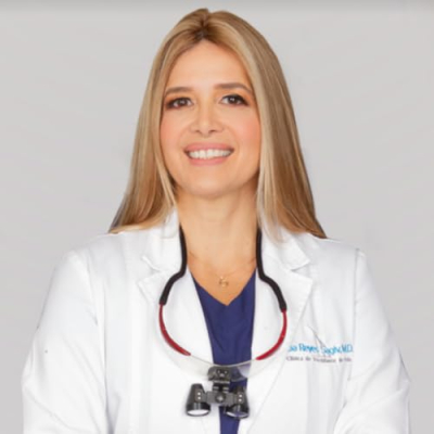 DRA ALBA REYES Profile