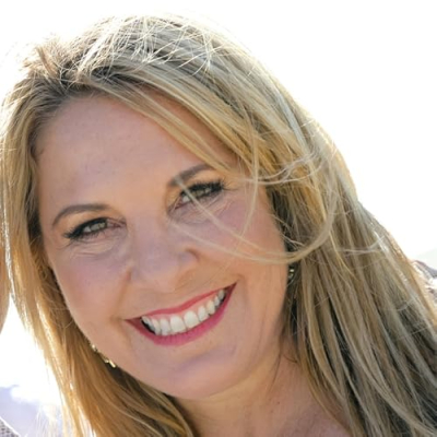 Empty Nest Mom Life Profile