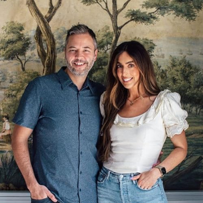 Chris Loves Julia Profile