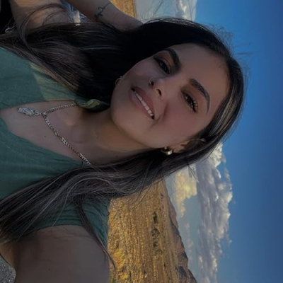 Itzel Santana Profile