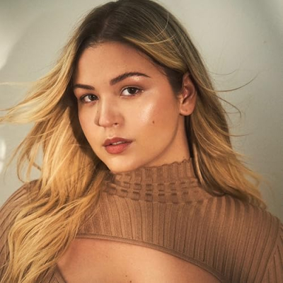 Vitoria Almeida Profile