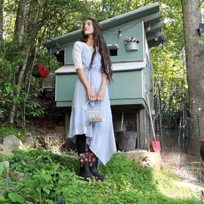 Little House on the Mountain Profile