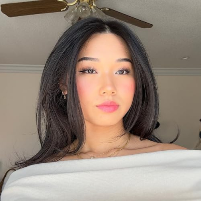 Julia Huynh Profile