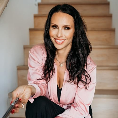 Dr Gabrielle Lyon Profile