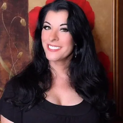 Certified Life Coach, Author, and Motivational Speaker specializing in Self Development, Psychology, and Well-Being.