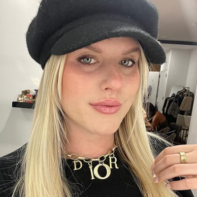 Ashton's World - Airbnb, Fashion & Lifestyle! Profile