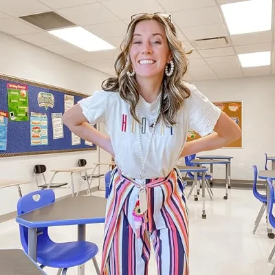 Samantha McMillin / Teach With Me