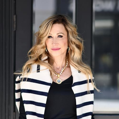 Crazy Blonde Life Profile