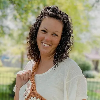 Bobbles & Blooms | Beth Ann