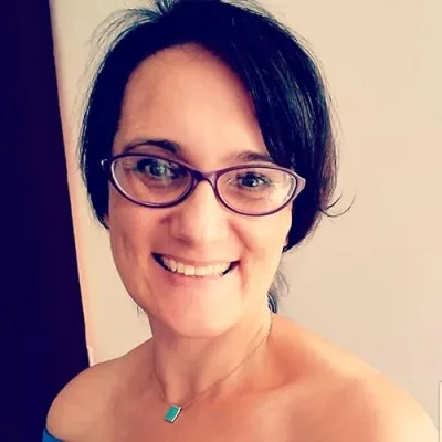 Hani Bacova/Haniela's