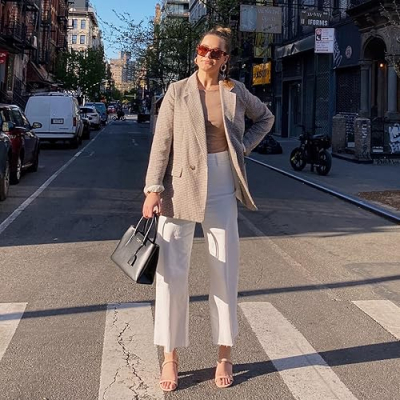 Ally Félise Profile