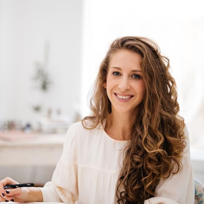 Bonnie Christine Profile