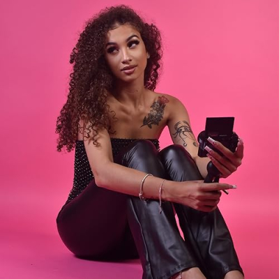 Alyssa Howard Profile