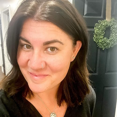 Amanda Brochu Profile