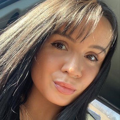 Anna the Notary Profile