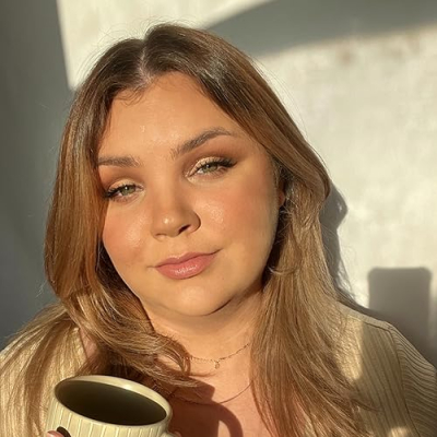 Kirsten Walton Profile