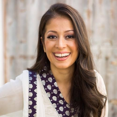 Muneeza Ahmed: Intuitive Medicine Woman®