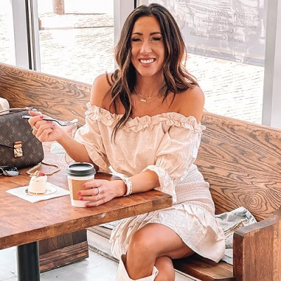 Living Life Pretty Profile