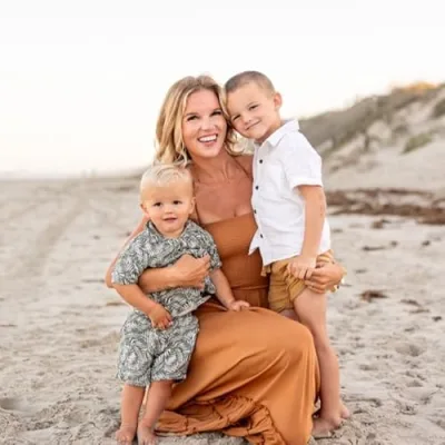 Ashley Mayer - Lifestyle