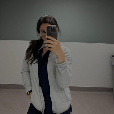 Jett (Rex's mom) Nurse and UGC Creator Profile