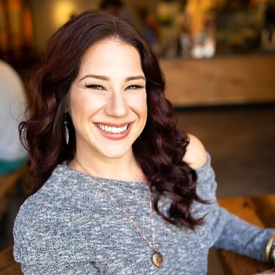 The Joyful Jewelry Box | Lindsay Joy Taylor Profile