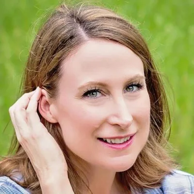 Scattered Thoughts of a Crafty Mom by Jamie Sanders