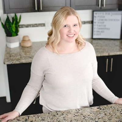 Steph @ Meal Plan Addict Profile