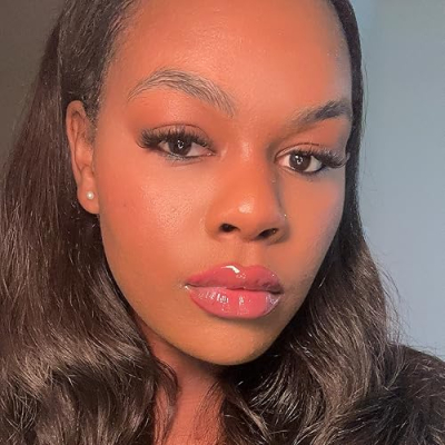 Aaliyah's Storefront Profile