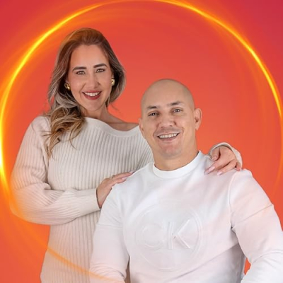 LAURA LEISER Profile