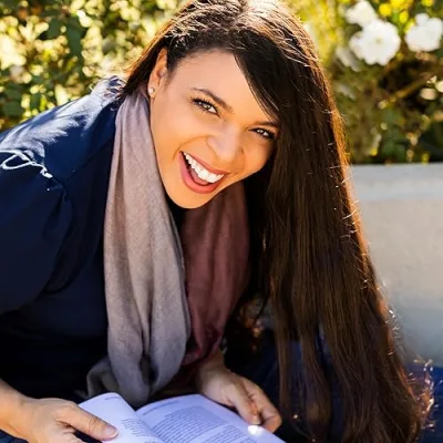 Sandra Colton-Medici