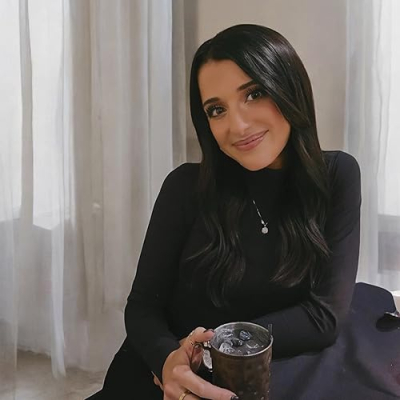 Adriana 💙 Profile