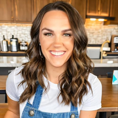 Amanda Carey Profile