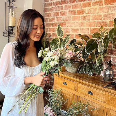 Meg 💕 Beauty, Fashion Finds! Profile