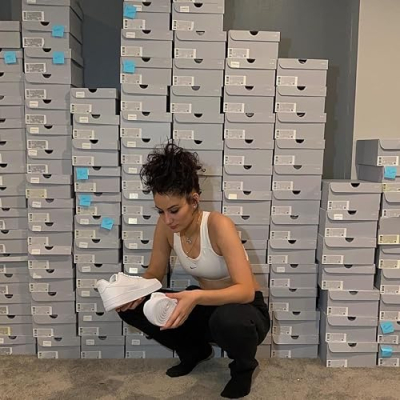 ShoezonaLLC Storefront Profile