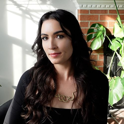 Instant Witch - Megan Profile